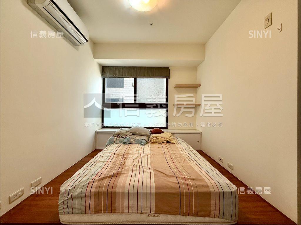 專！新杜拜朝南大兩房車位房屋室內格局與周邊環境