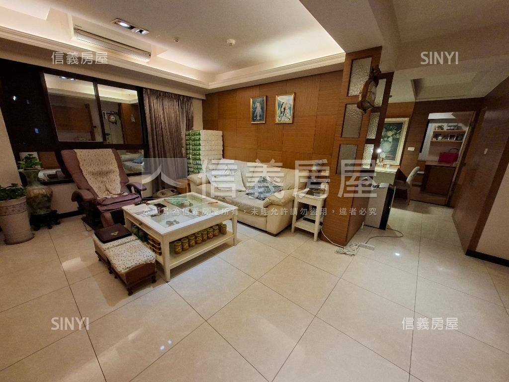 近捷運三重站★麗緻兩房房屋室內格局與周邊環境