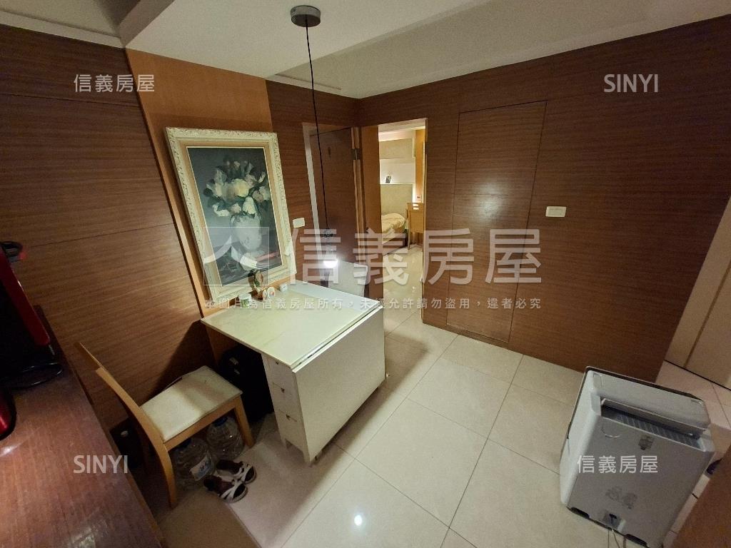 近捷運三重站★麗緻兩房房屋室內格局與周邊環境