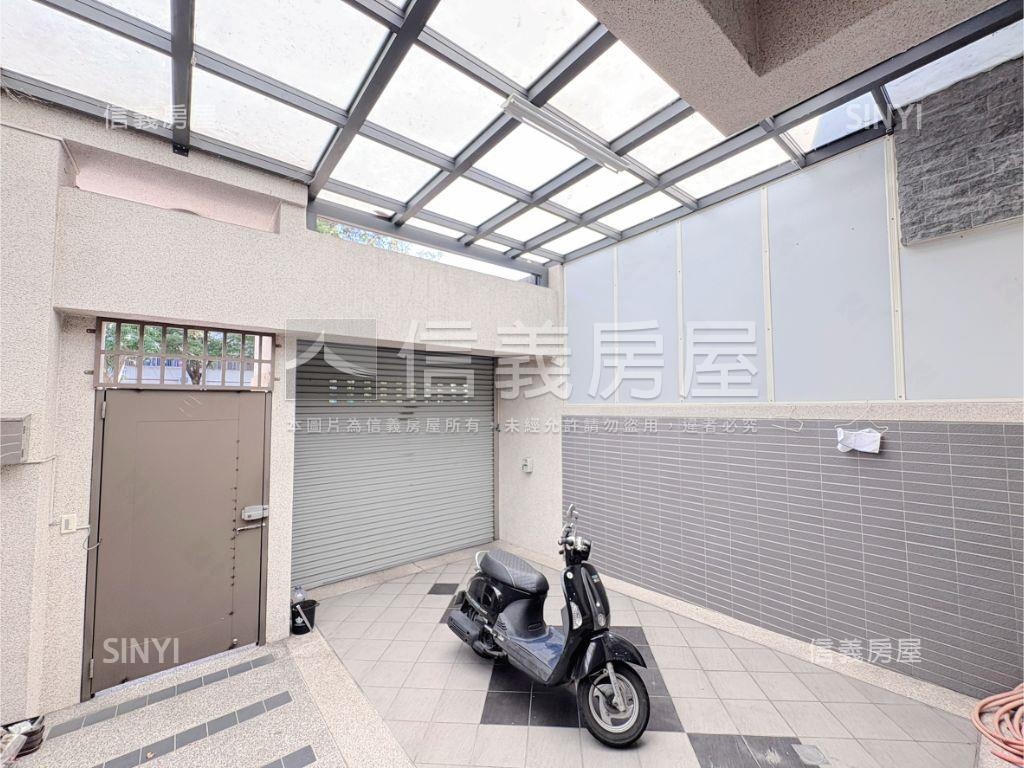 北區臨路豪墅，衛浴皆開窗房屋室內格局與周邊環境