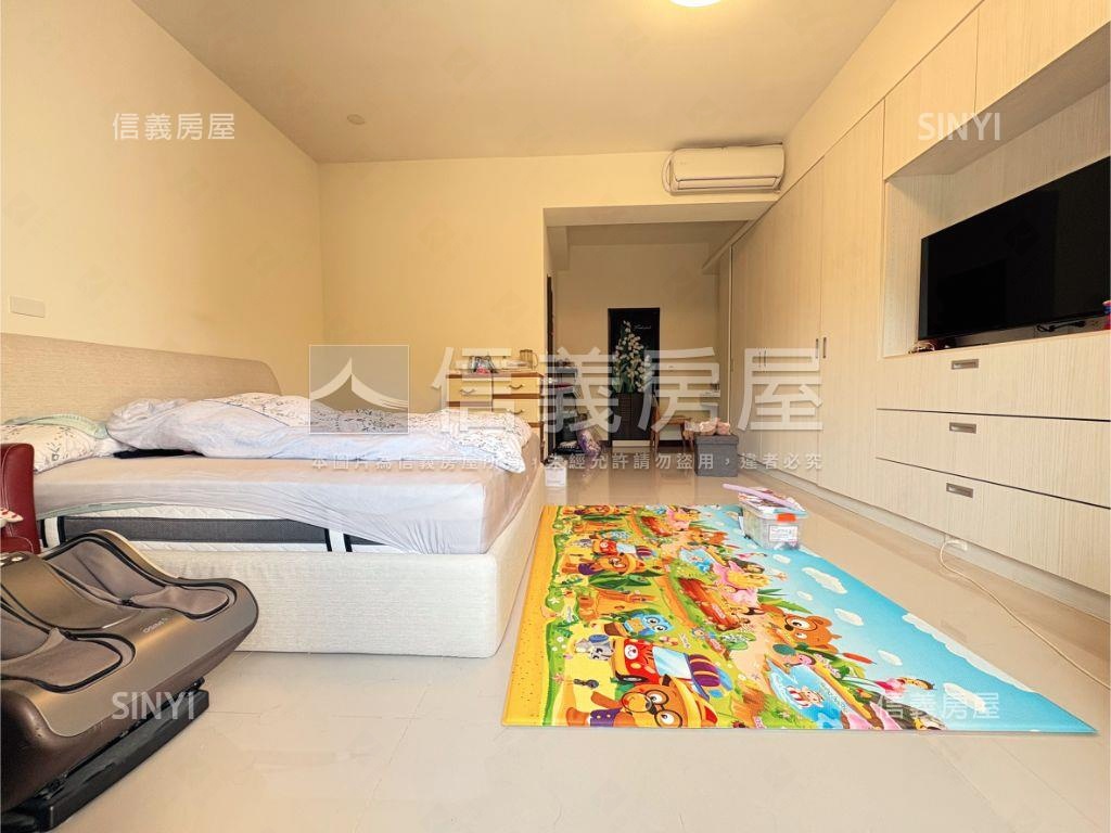 北區臨路豪墅，衛浴皆開窗房屋室內格局與周邊環境