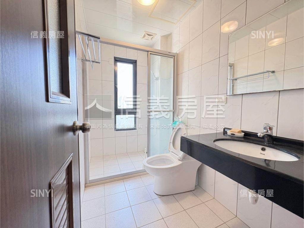 北區臨路豪墅，衛浴皆開窗房屋室內格局與周邊環境