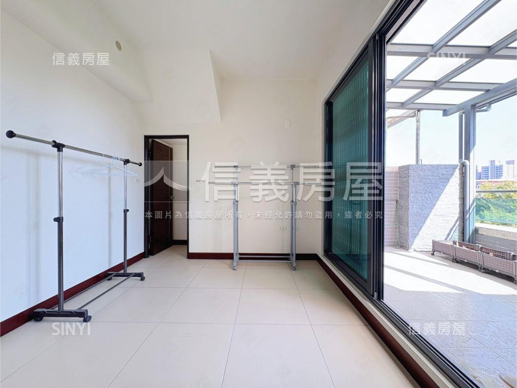 北區臨路豪墅，衛浴皆開窗房屋室內格局與周邊環境