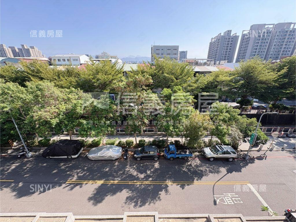 北區臨路豪墅，衛浴皆開窗房屋室內格局與周邊環境