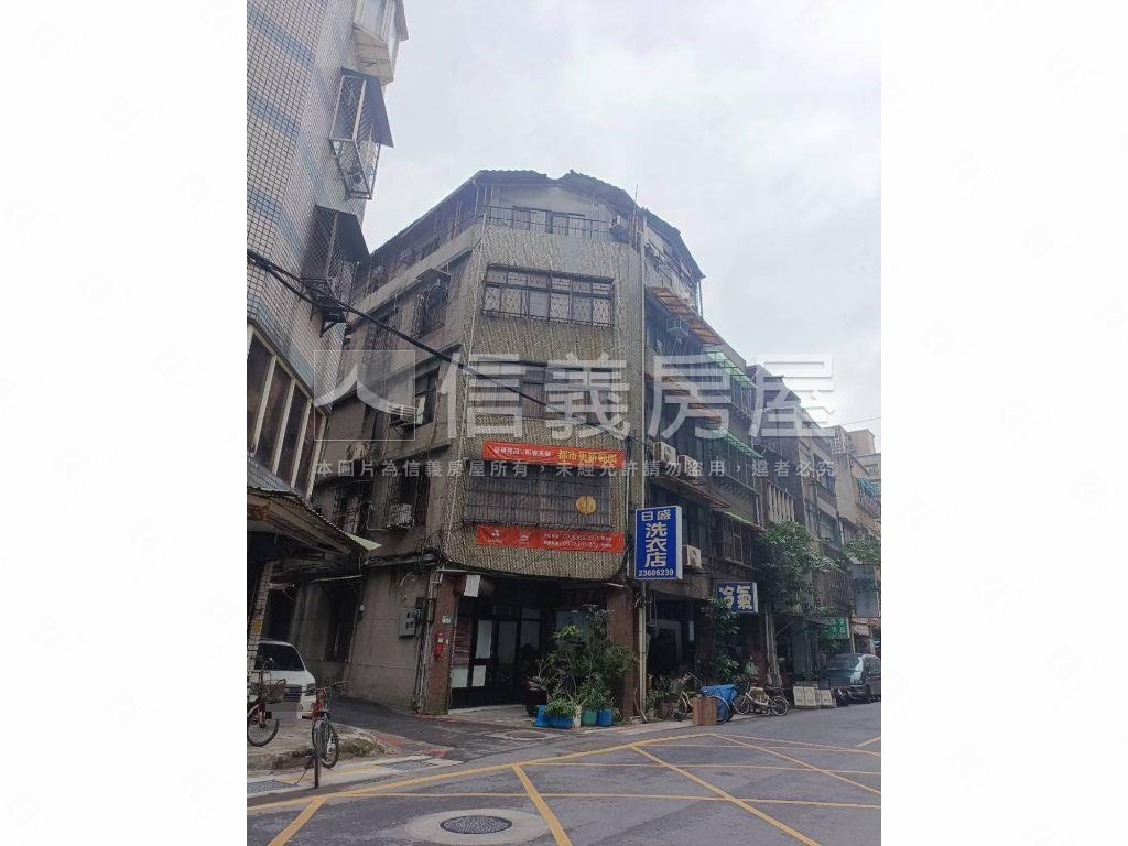 中正廈之堡塔式停車位房屋室內格局與周邊環境