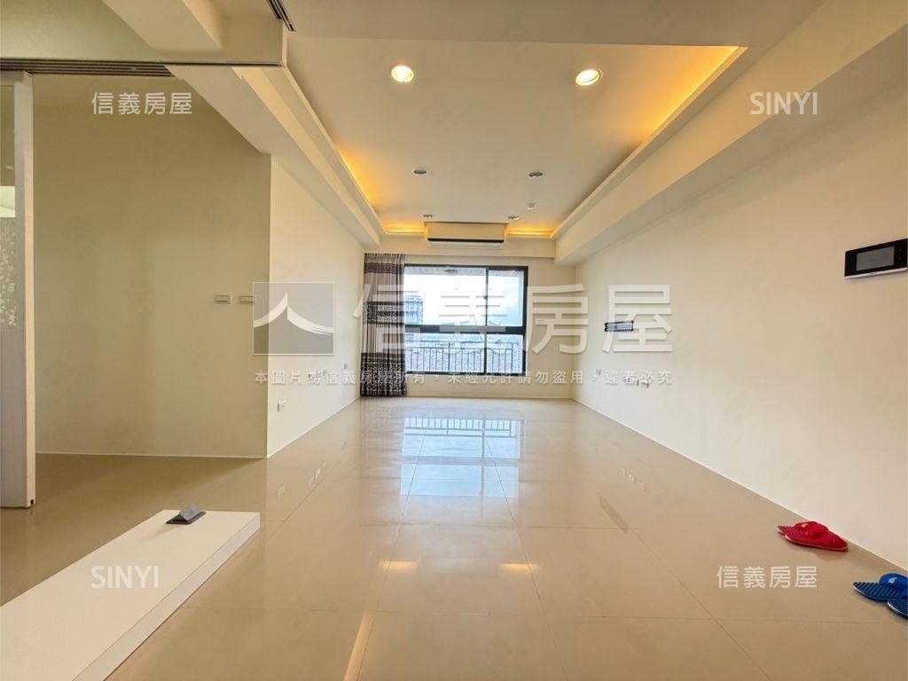近６８春福三房平面車位房屋室內格局與周邊環境