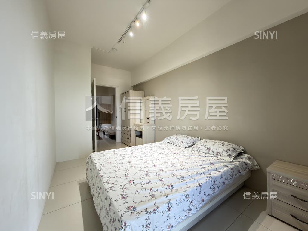 高科大中高樓美屋附車位房屋室內格局與周邊環境