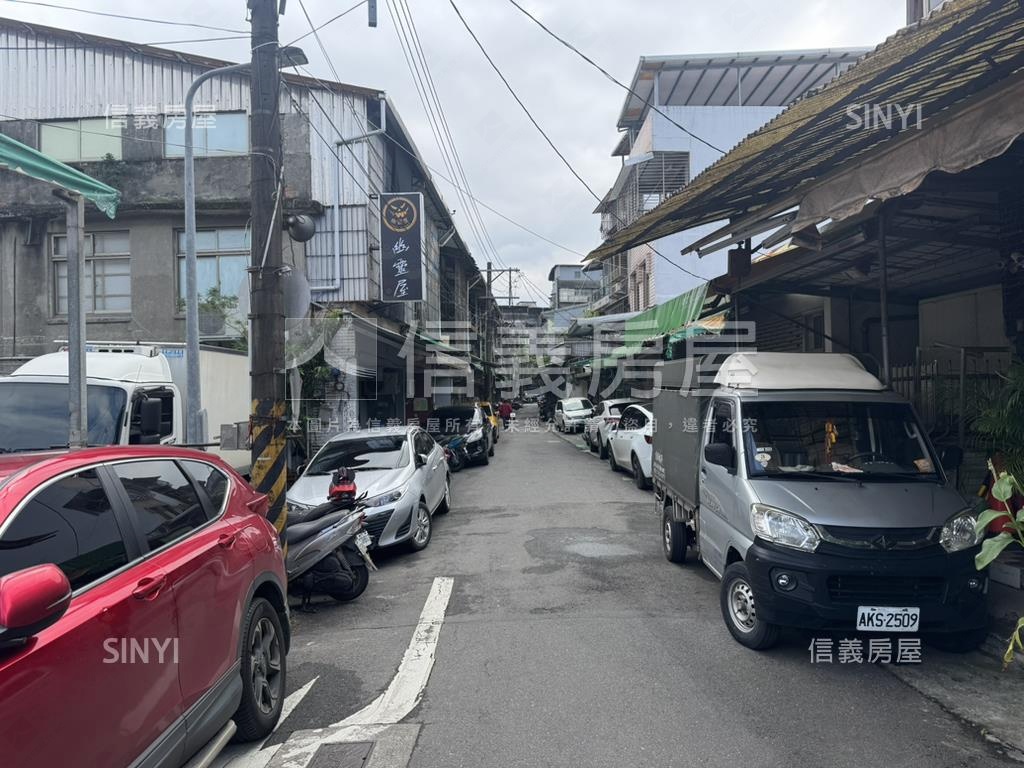 近捷運透天房屋室內格局與周邊環境