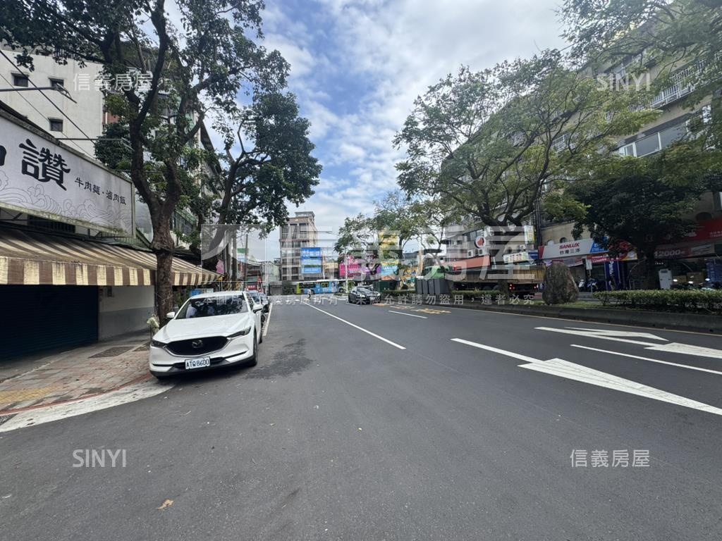 近捷運透天房屋室內格局與周邊環境