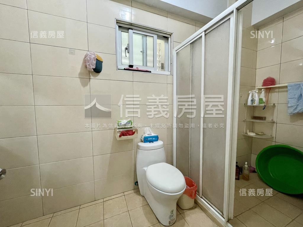 大地坪輕屋齡招財透天房屋室內格局與周邊環境