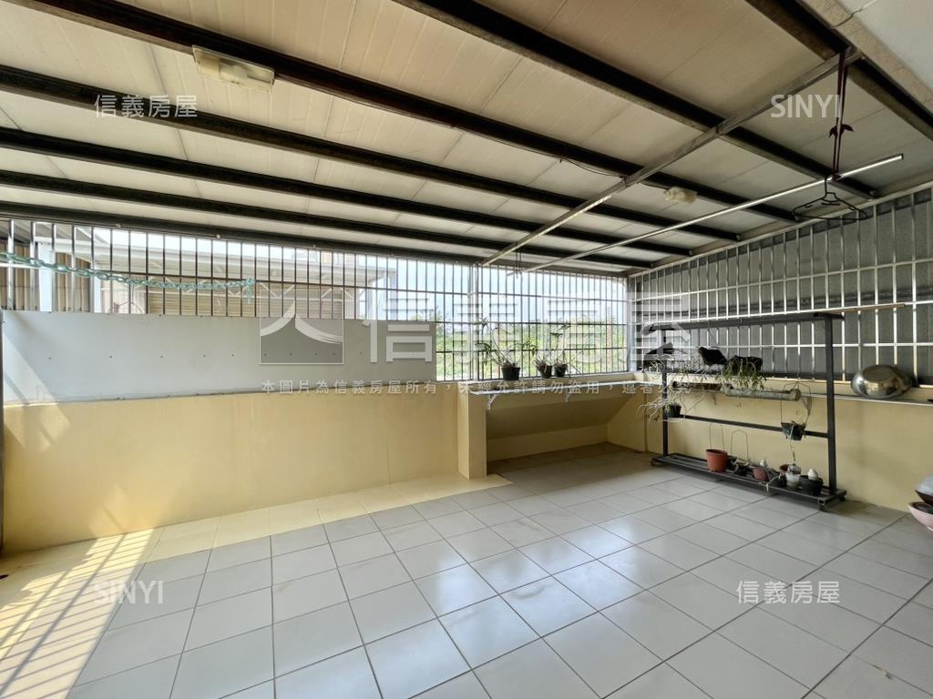 大地坪輕屋齡招財透天房屋室內格局與周邊環境