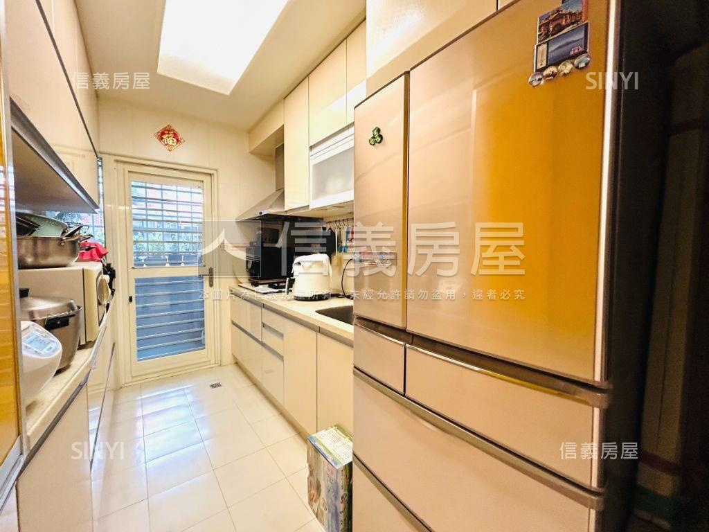 天母新城美裝三房房屋室內格局與周邊環境