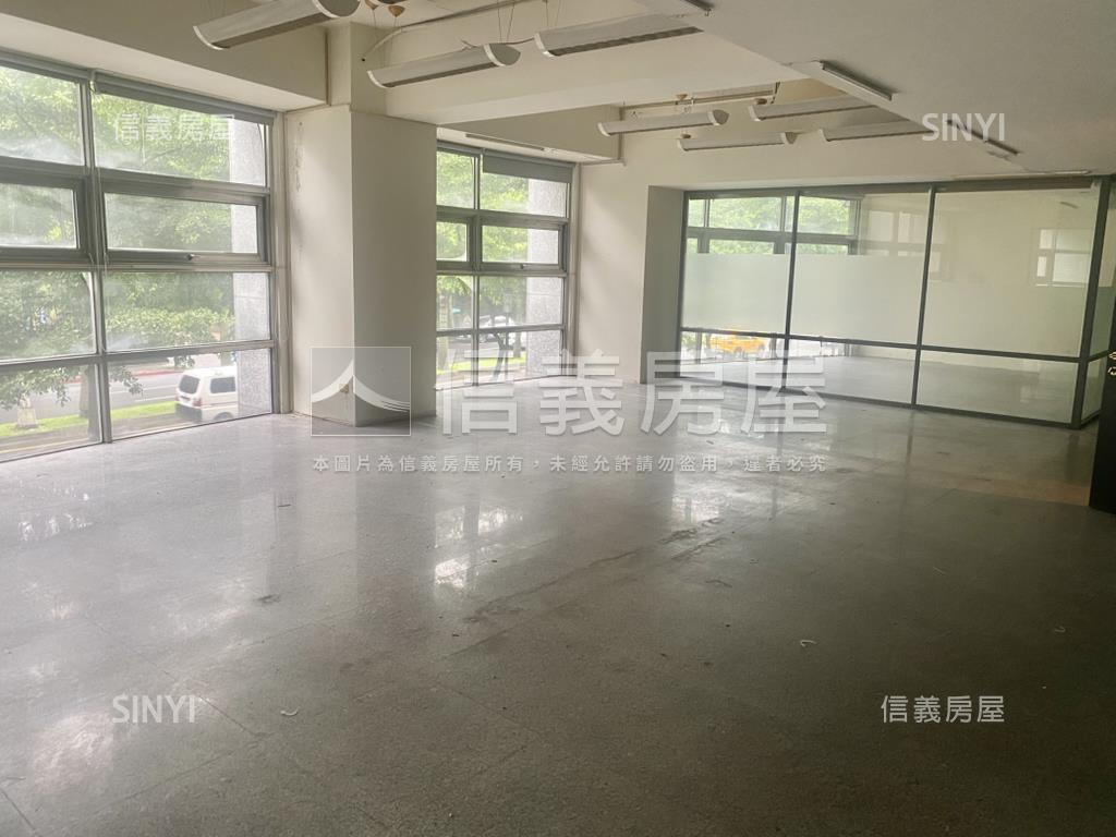 現代米羅大空間辦公室房屋室內格局與周邊環境