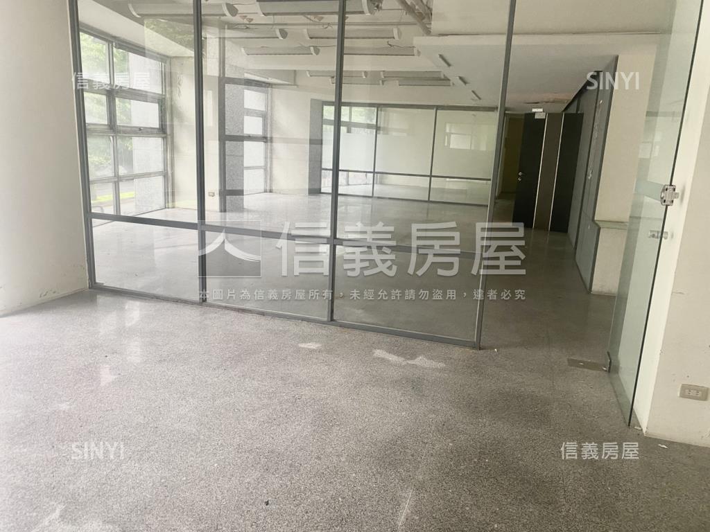 現代米羅大空間辦公室房屋室內格局與周邊環境