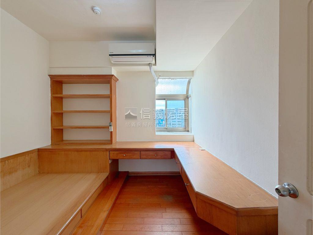 水晶富邑首購三房房屋室內格局與周邊環境