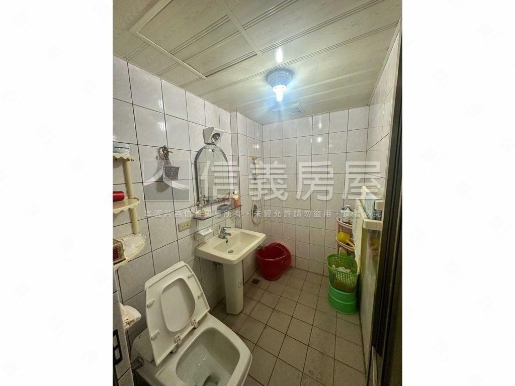 第一城四房大空間房屋室內格局與周邊環境