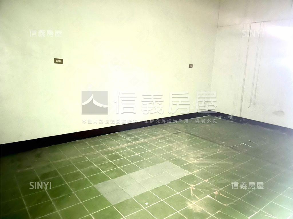 降價專任太平大地坪透天房屋室內格局與周邊環境