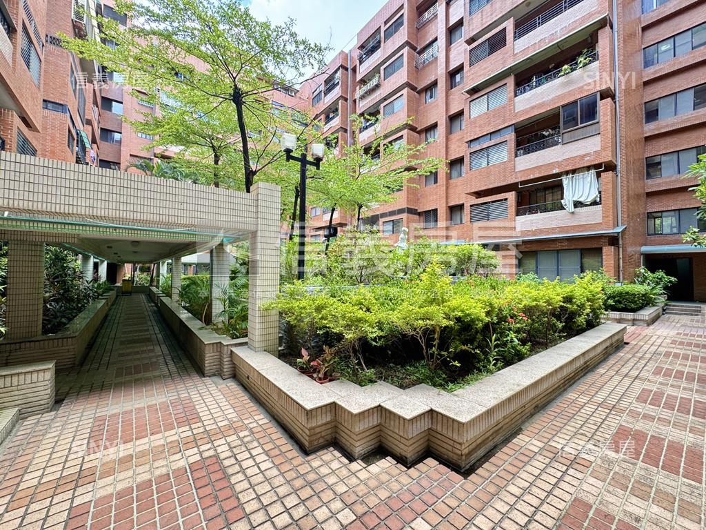 四維五福國泰中正華廈三房房屋室內格局與周邊環境