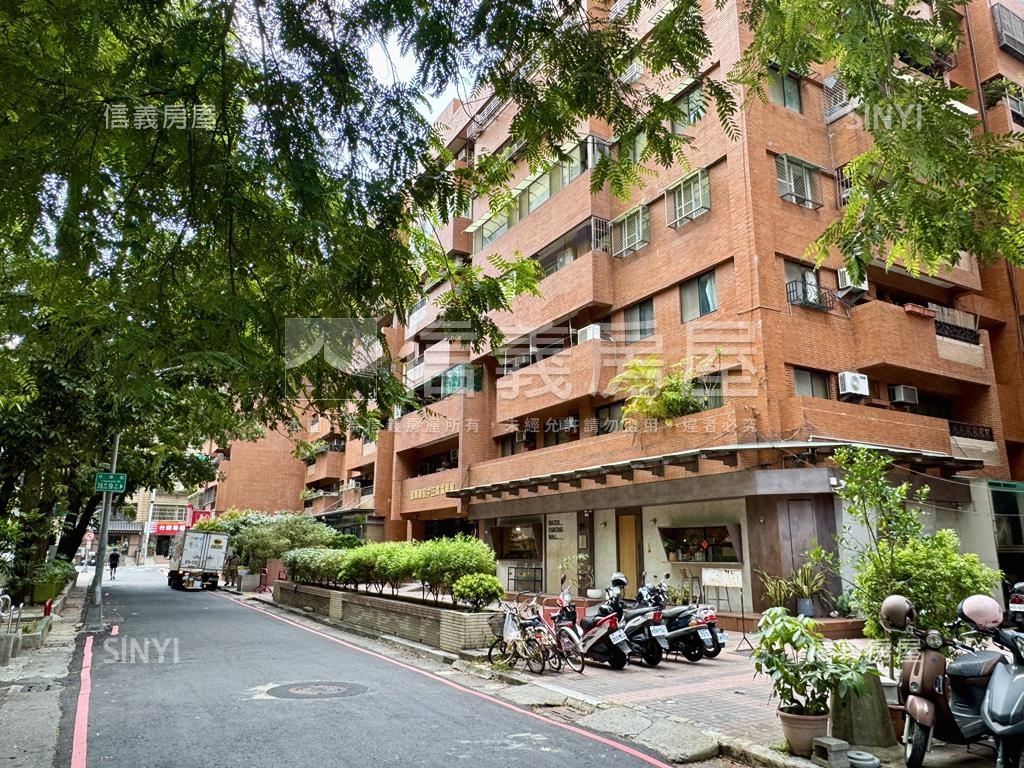 四維五福國泰中正華廈三房房屋室內格局與周邊環境