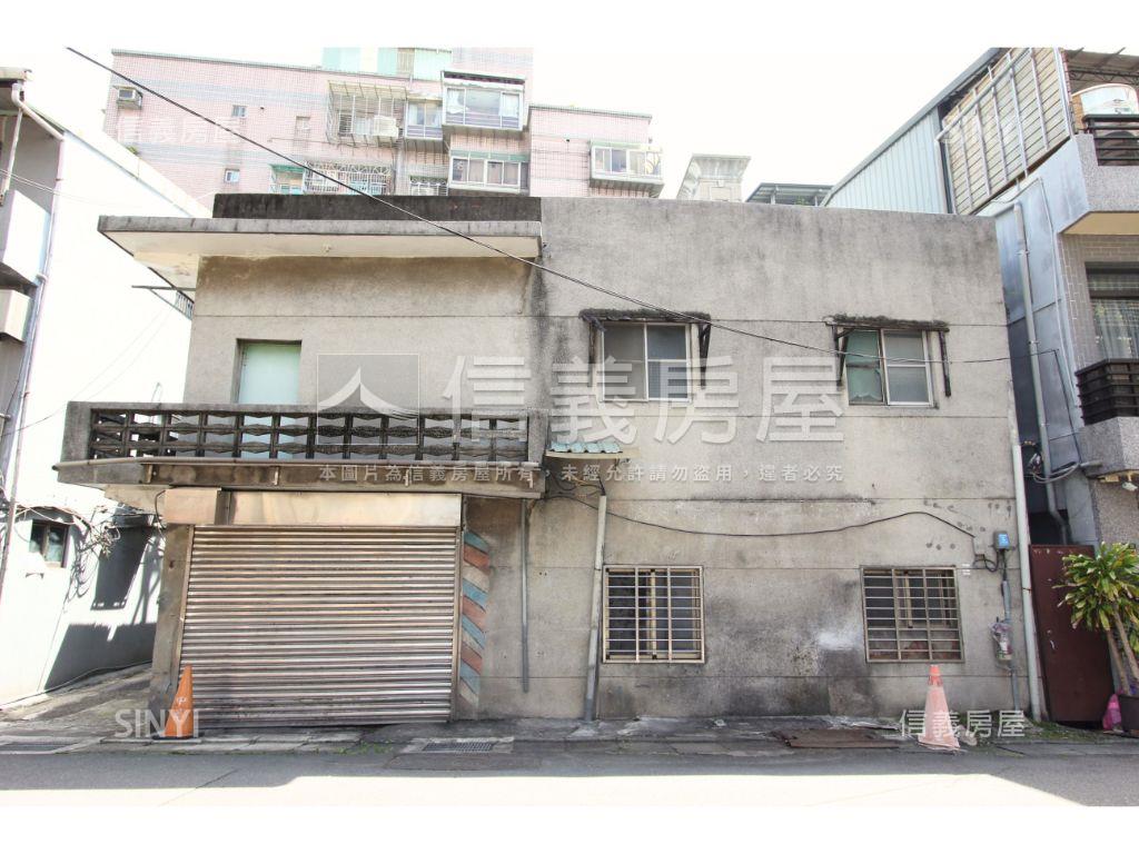 成功路邊間透天好停車房屋室內格局與周邊環境
