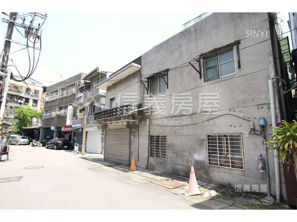 成功路邊間透天好停車房屋室內格局與周邊環境