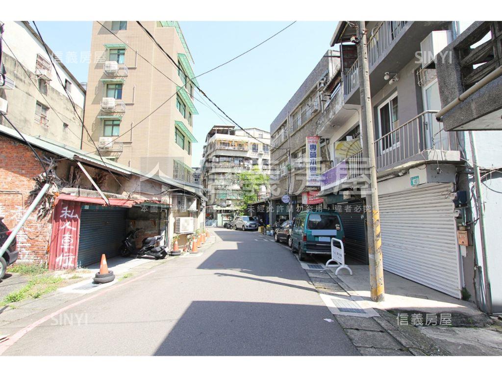 成功路邊間透天好停車房屋室內格局與周邊環境