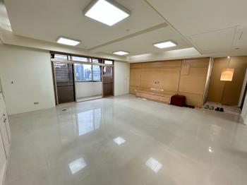 中央名家高樓邊間美四房