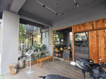 ㊖忠明南路邊間美樓店