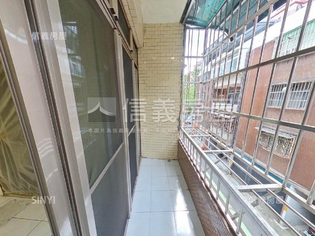 三樓溫馨大空間美宅房屋室內格局與周邊環境