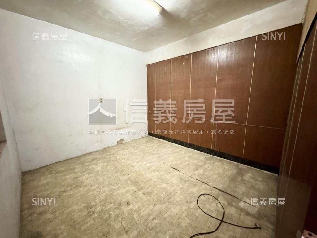 新民國小、自由市場巷透房屋室內格局與周邊環境