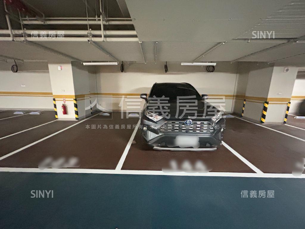 央北稀有黃金透天店面房屋室內格局與周邊環境