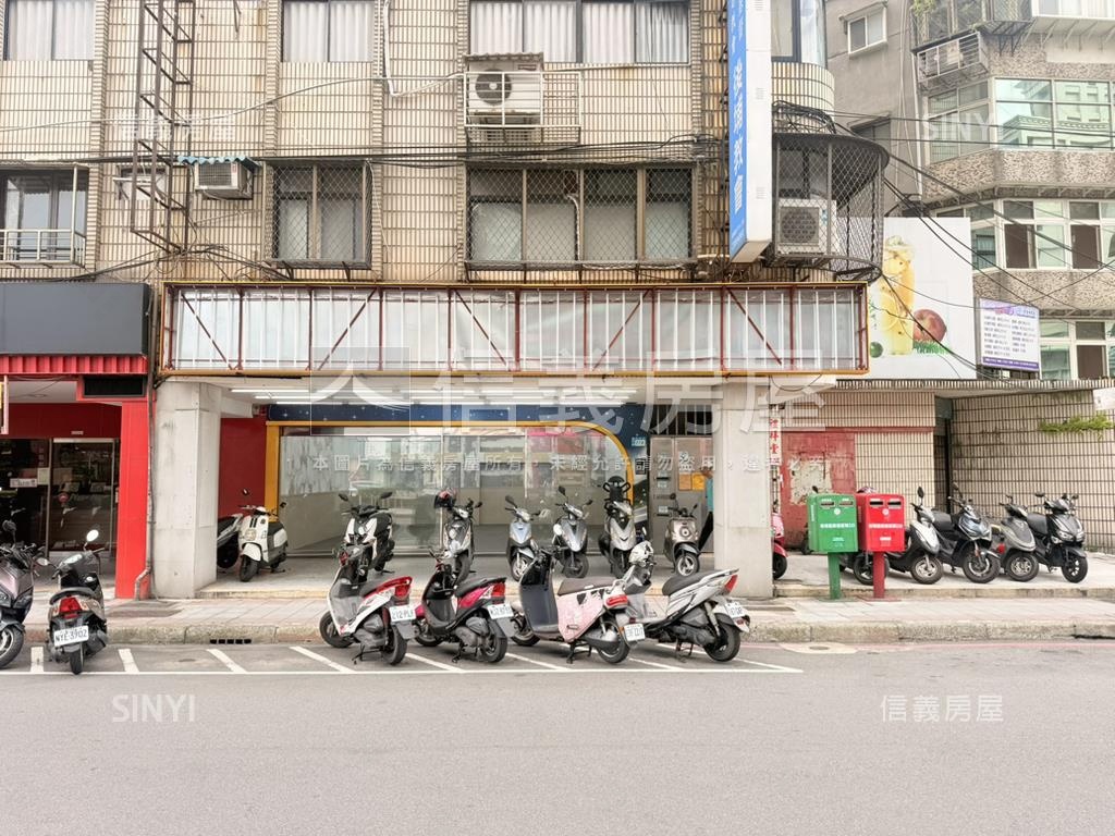 重慶路‧環翠園邊間金店面房屋室內格局與周邊環境