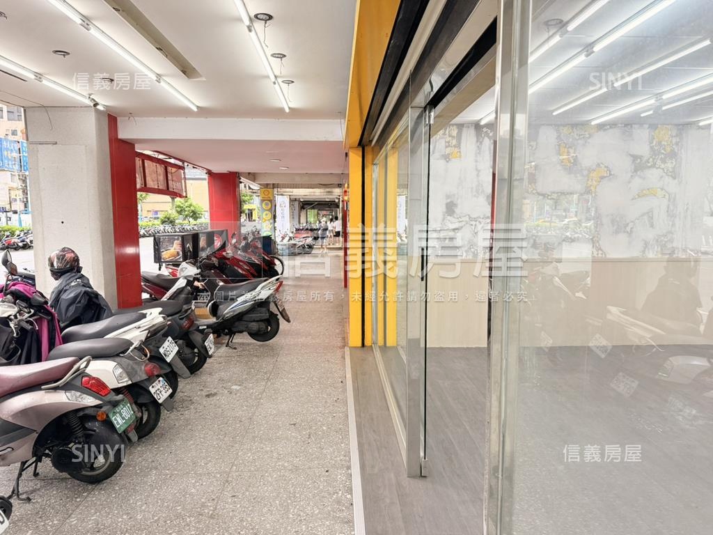 重慶路‧環翠園邊間金店面房屋室內格局與周邊環境