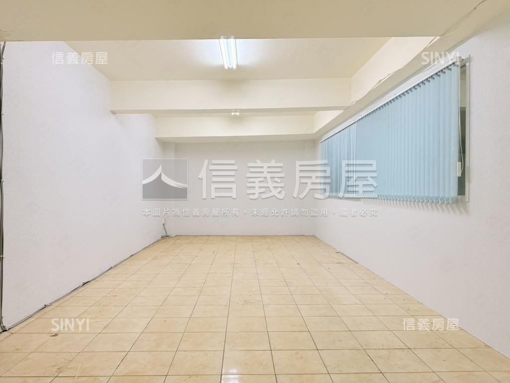 重慶路‧環翠園邊間金店面房屋室內格局與周邊環境
