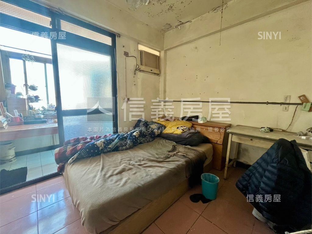 近一中健身公寓出租四套房房屋室內格局與周邊環境