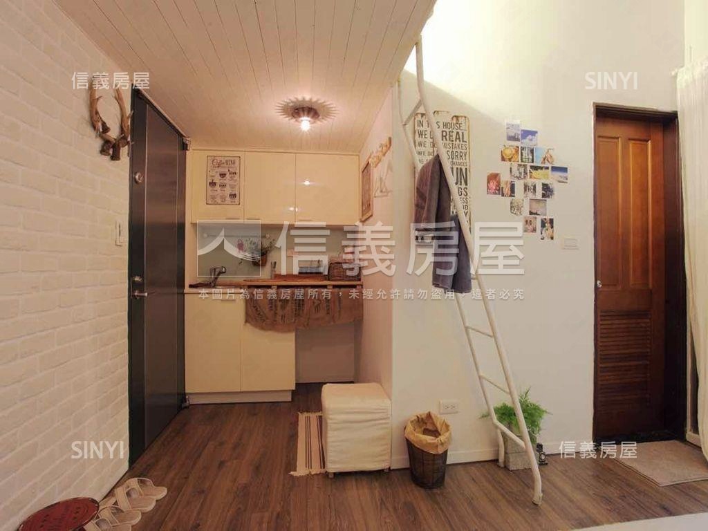 西門。密原宿。三樓有陽台房屋室內格局與周邊環境