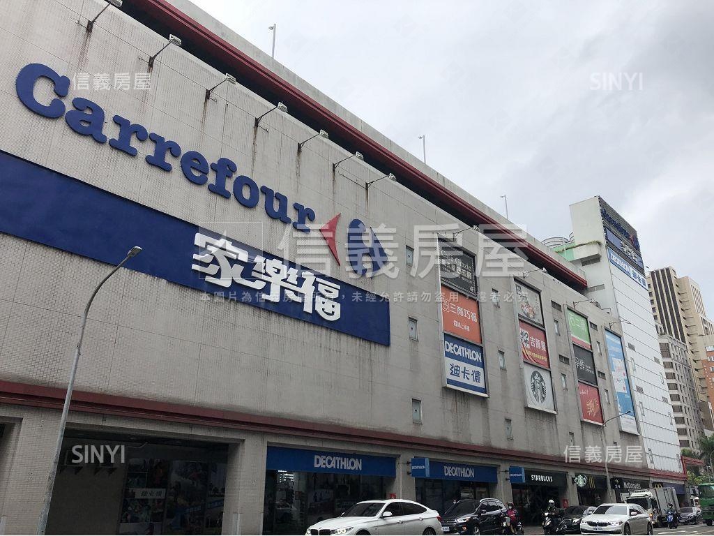 西門。密原宿。三樓有陽台房屋室內格局與周邊環境