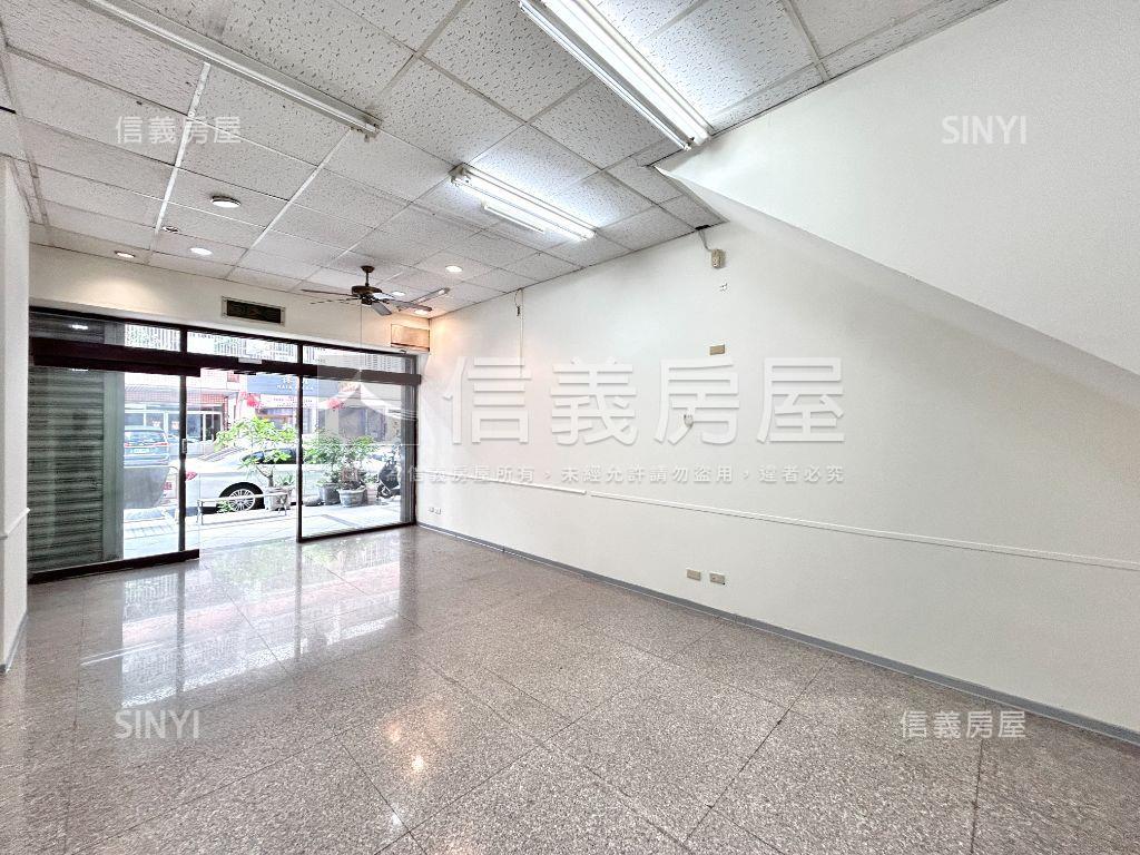 西區樓店！面寬約４．５米房屋室內格局與周邊環境