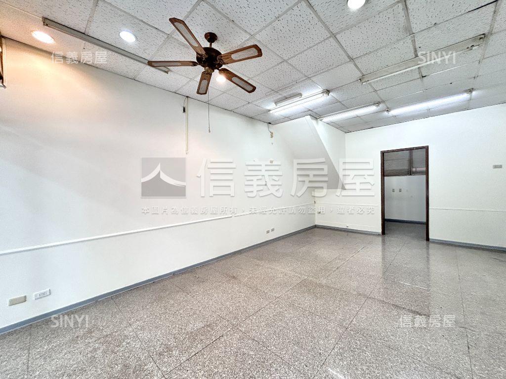 西區樓店！面寬約４．５米房屋室內格局與周邊環境