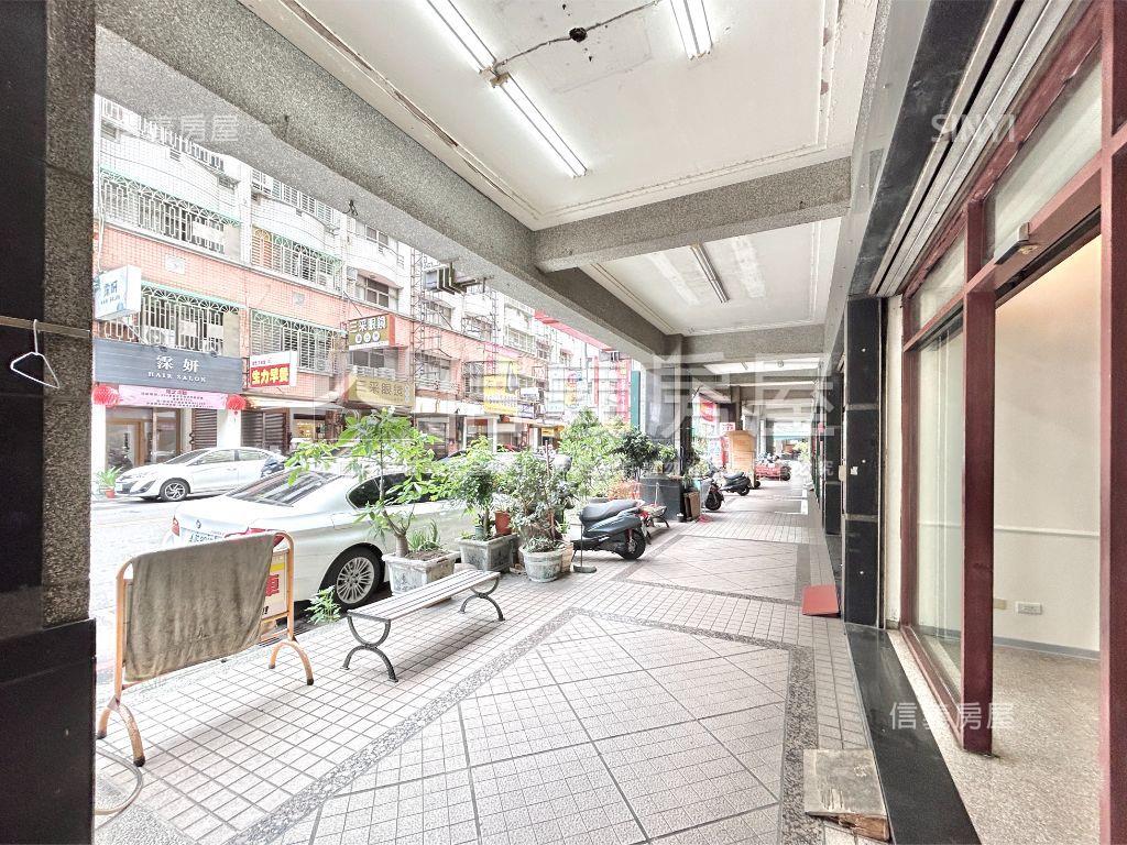 西區樓店！面寬約４．５米房屋室內格局與周邊環境