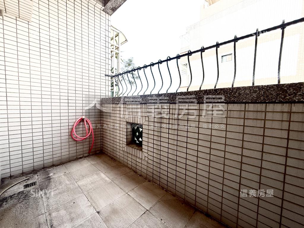 仁雄商圈經典車墅房屋室內格局與周邊環境