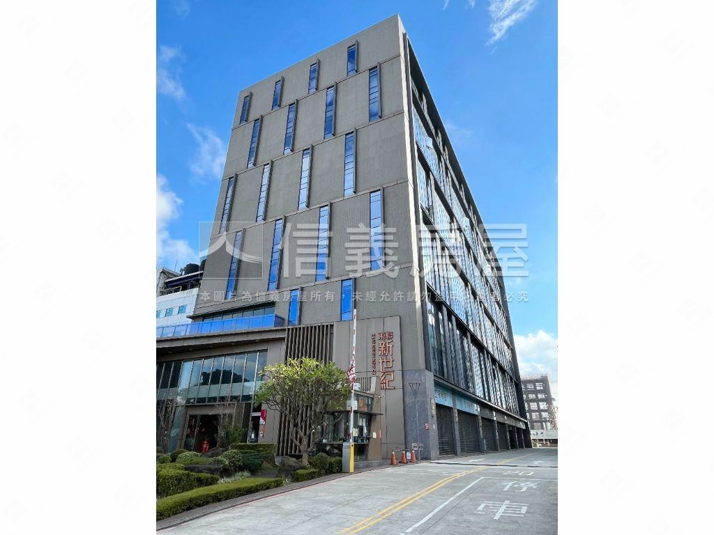 中壢東聯新世紀整層廠辦房屋室內格局與周邊環境
