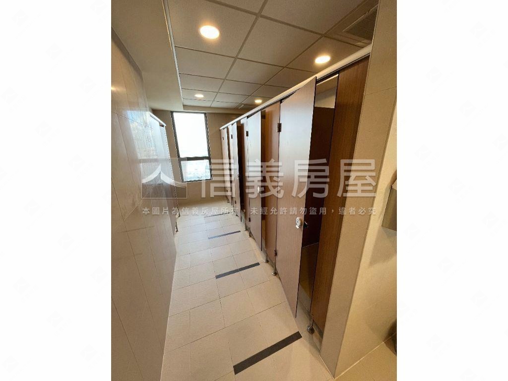 中壢東聯新世紀整層廠辦房屋室內格局與周邊環境