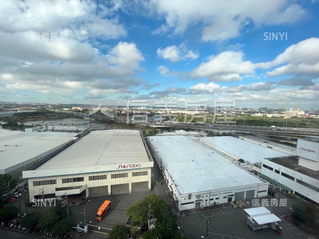 中壢東聯新世紀整層廠辦房屋室內格局與周邊環境