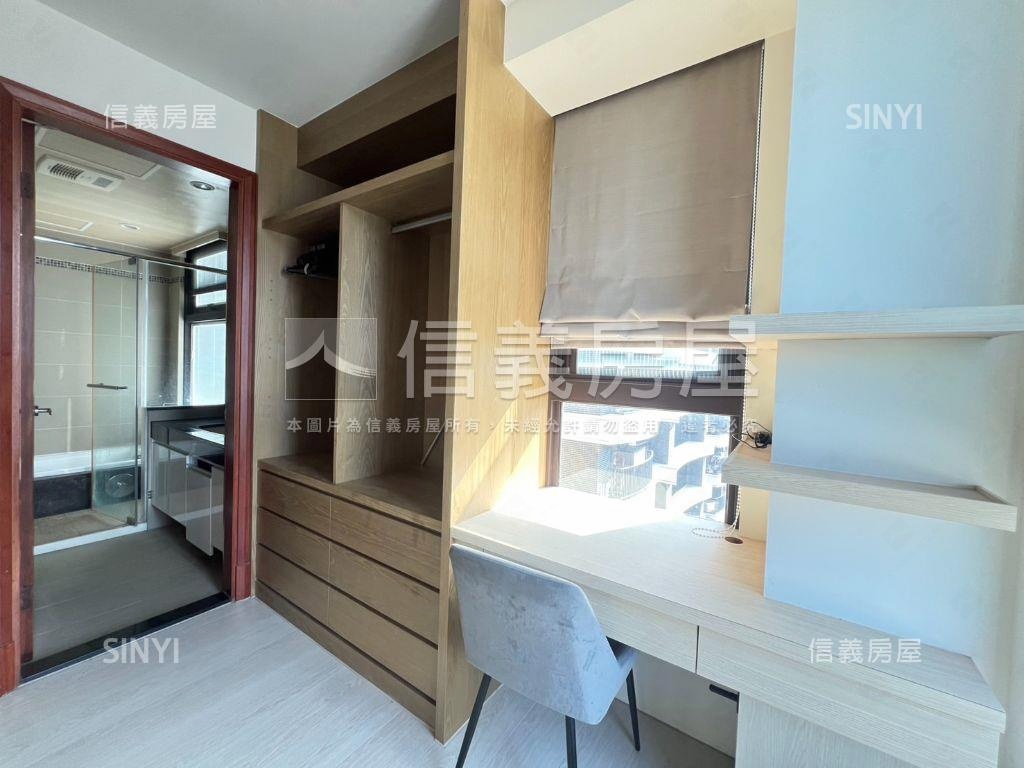九揚尊爵景觀四房車位房屋室內格局與周邊環境