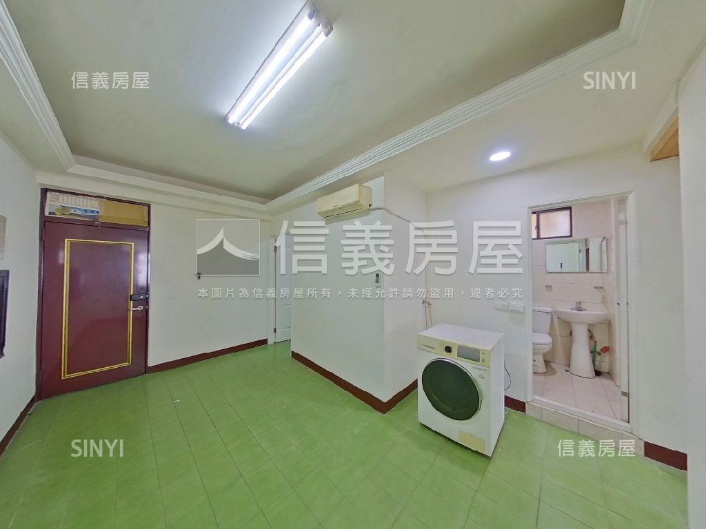 藝文中心２樓質感公寓房屋室內格局與周邊環境