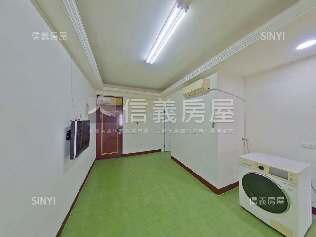 藝文中心２樓質感公寓房屋室內格局與周邊環境