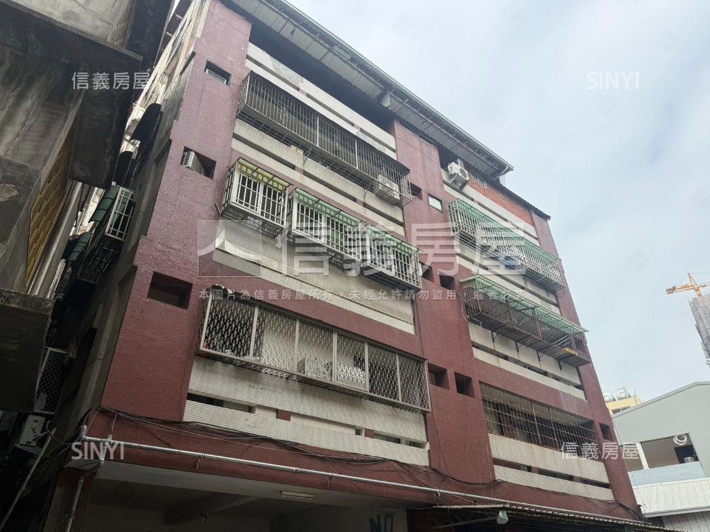 南區國光國小旁５樓公寓房屋室內格局與周邊環境