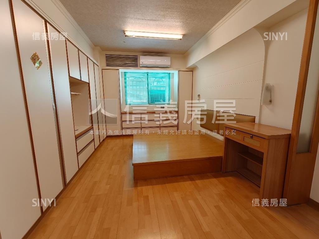 太普五甲第一四房雙平車房屋室內格局與周邊環境