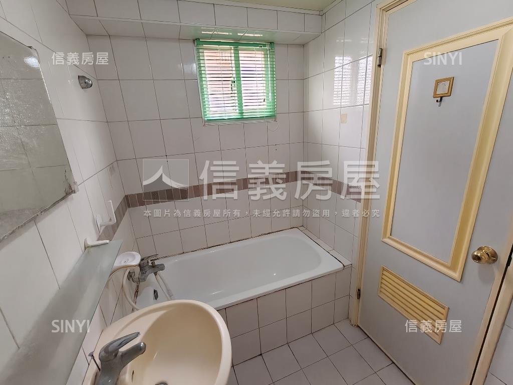 太普五甲第一四房雙平車房屋室內格局與周邊環境